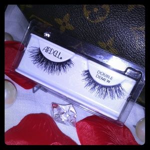 ✨Brand NEW✨ Full false eyelashes